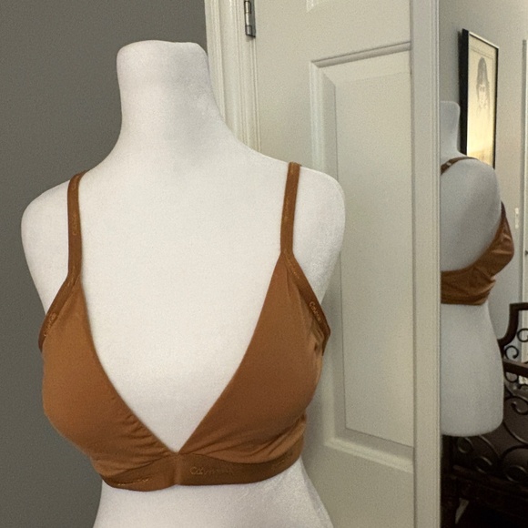 Calvin Klein Convertible Triangle Lined Bralette in a Sandalwood Color - Picture 2 of 13